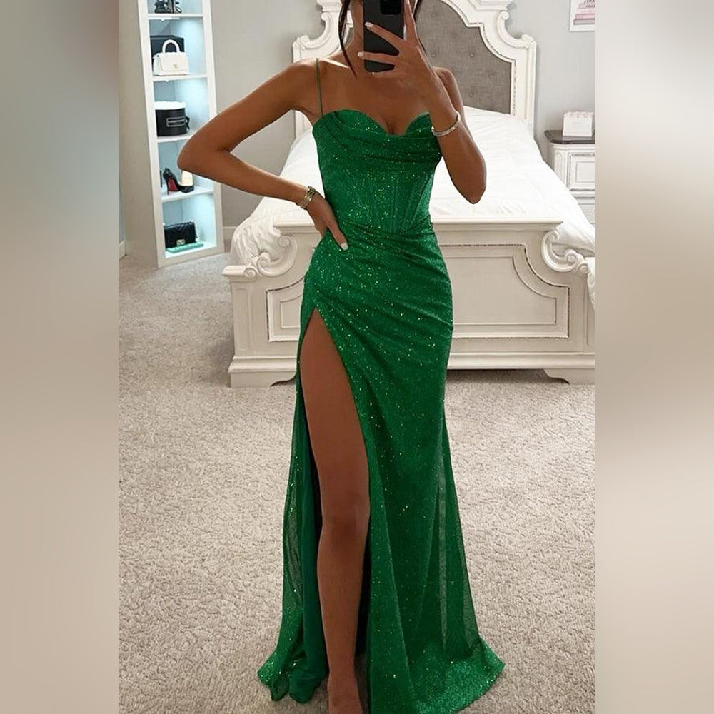 Elina – Abendkleid mit herzförmigem Ausschnitt