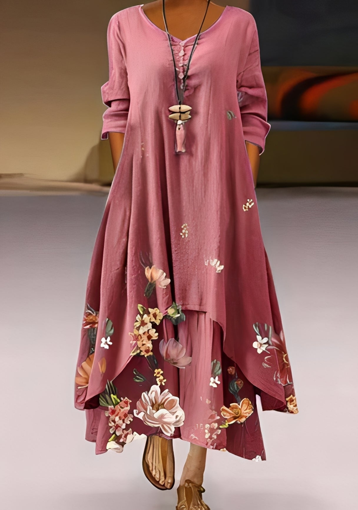 Schön - Elegantes und fließendes Kleid mit Muster für Frauen