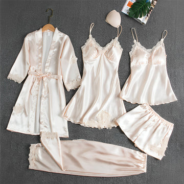 Roxy – Stilvolles und attraktives Pyjama-Set für Damen