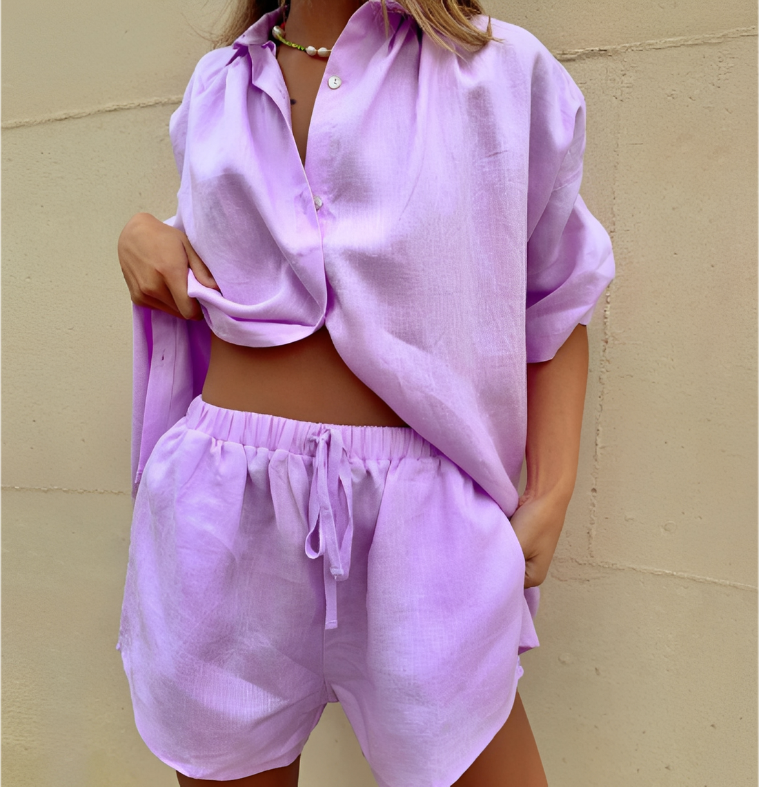 Abbie - Entspanntes Set mit weiter Bluse und Shorts für Frauen