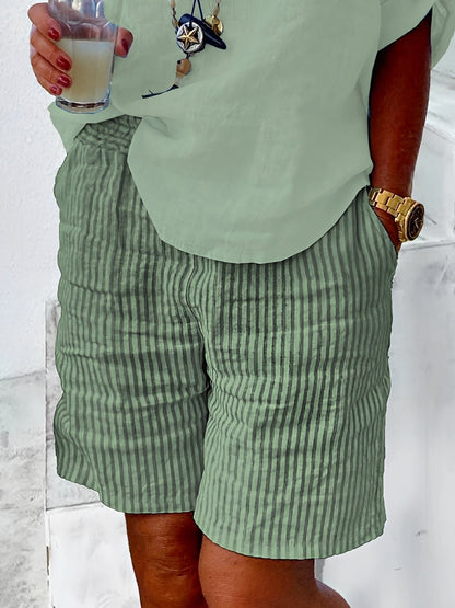 Kallie - Elegante gestreifte Shorts für Frauen