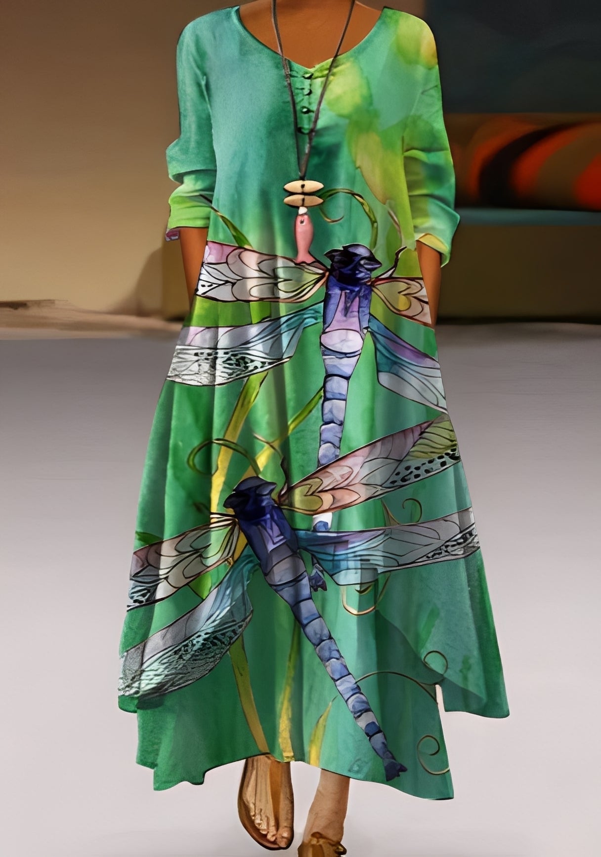 Schön - Elegantes und fließendes Kleid mit Muster für Frauen