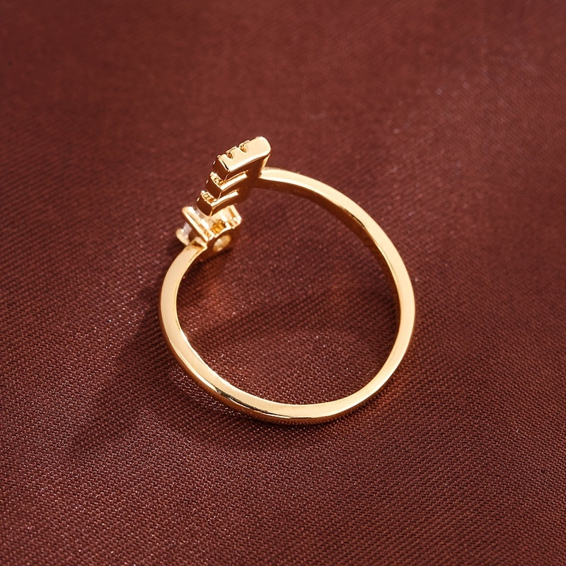 Nova – Moderner offener Ring mit Buchstaben und Zirkonia