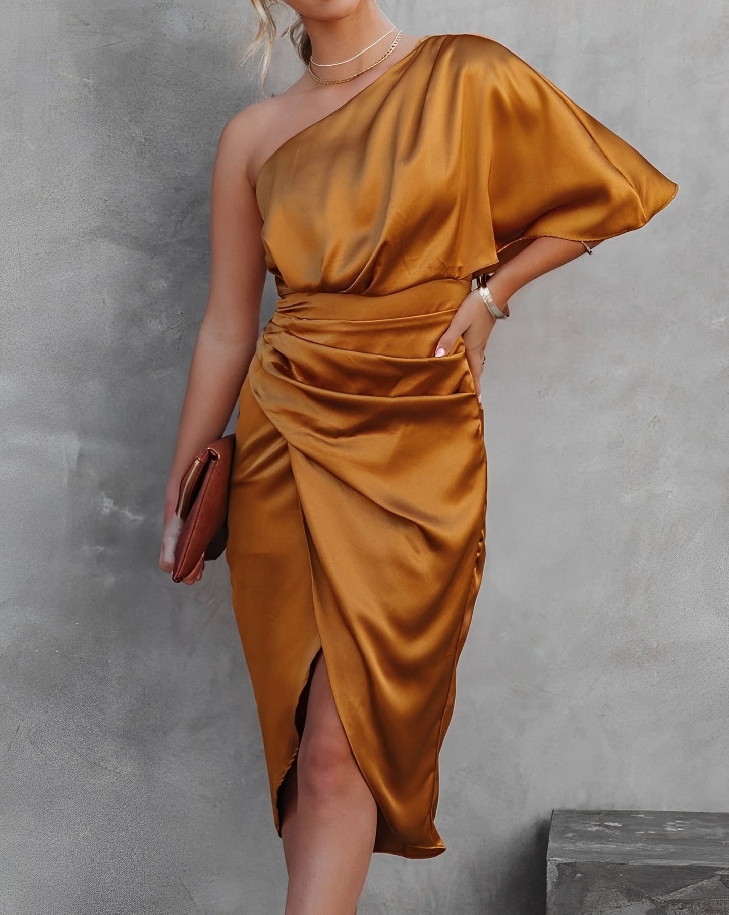 Alexia - Elegantes asymmetrisches Cocktailkleid für Frauen