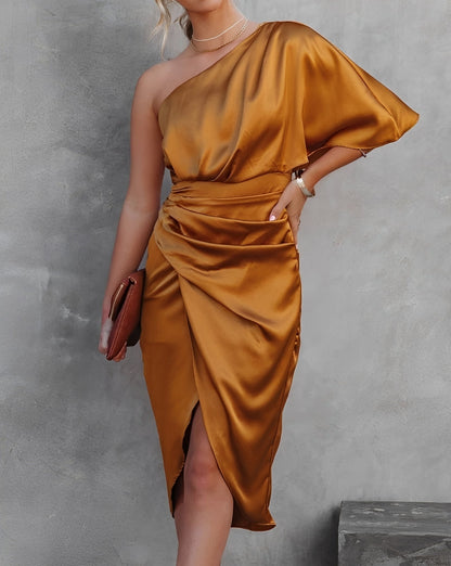 Alexia - Elegantes asymmetrisches Cocktailkleid für Frauen