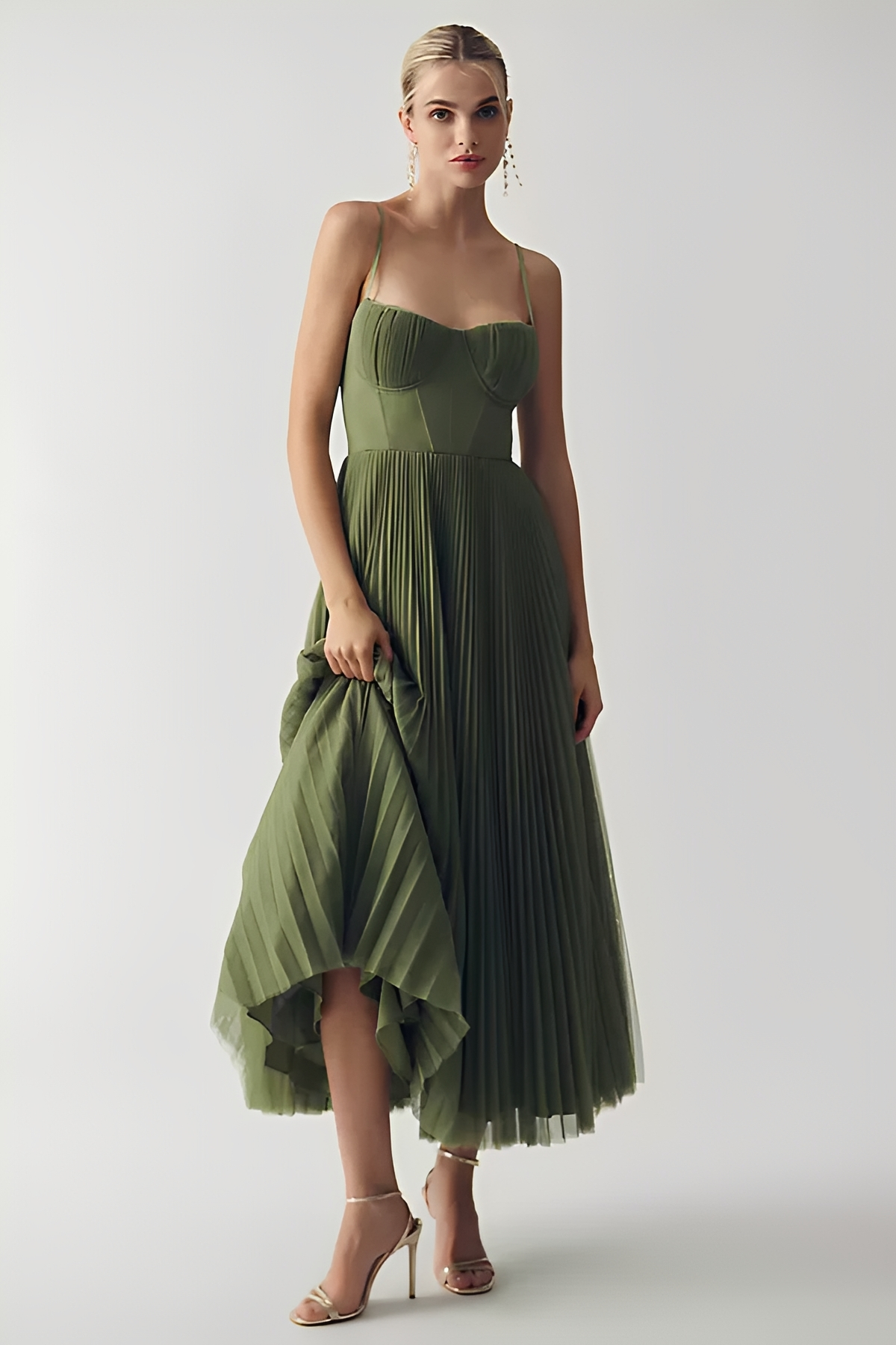 Lumira - Stilvolles und modisches Kleid
