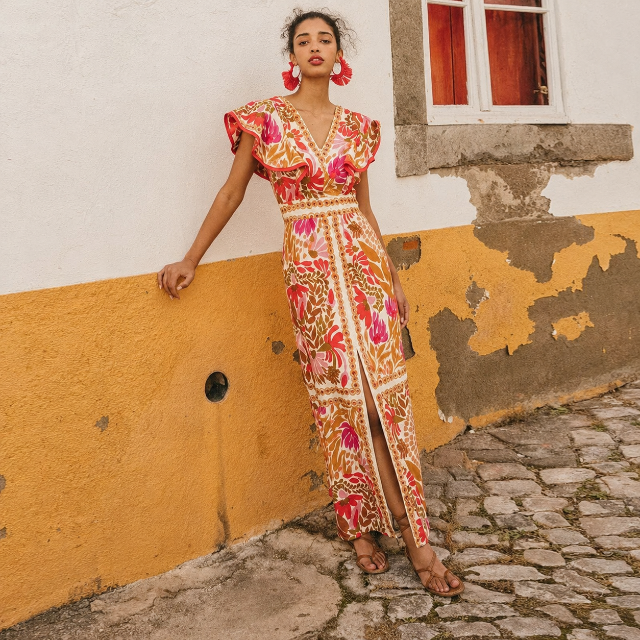 Rhian - Edles Kleid mit offenem Rücken