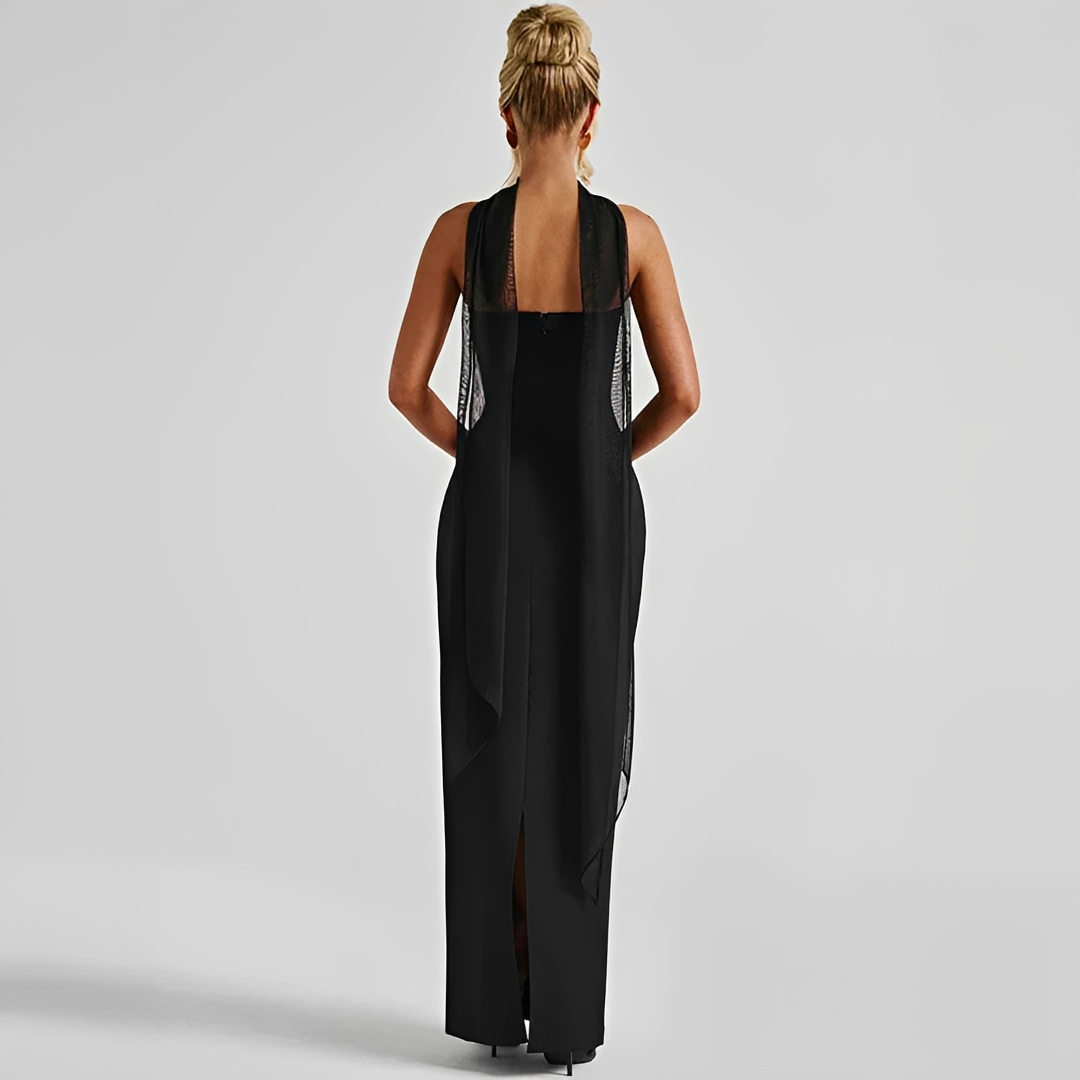 Carmila - Ein elegantes Schlauchoberteil in schmalem Kleid