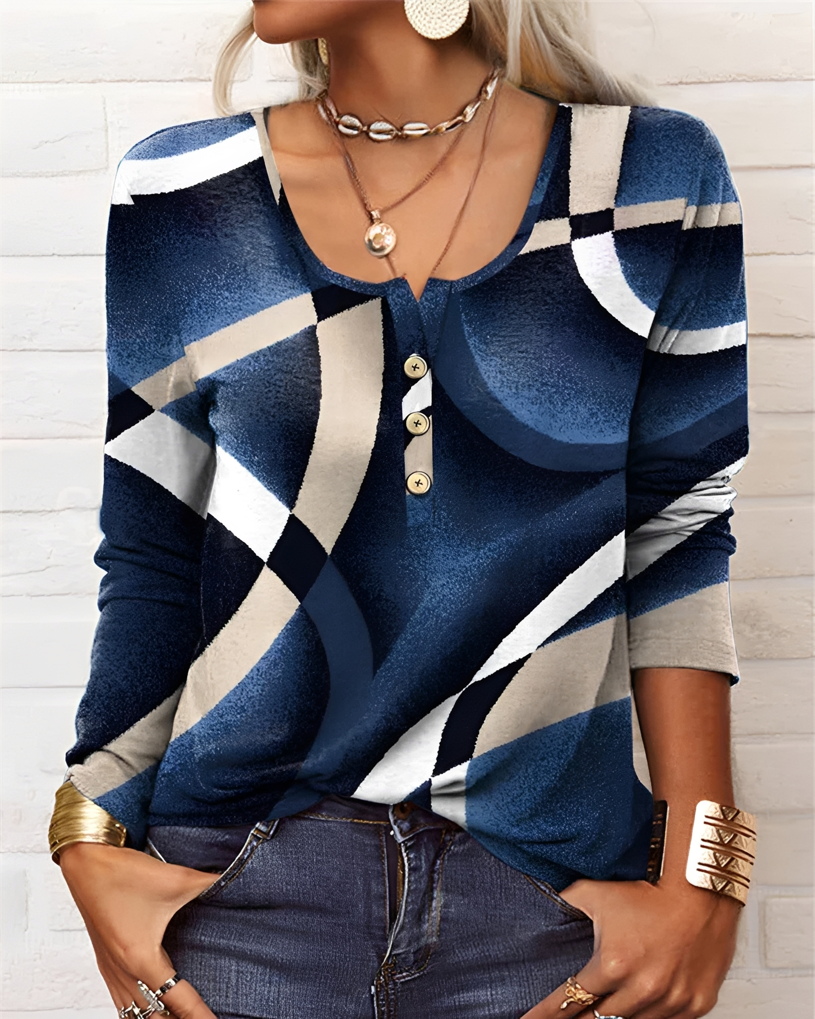 Alejandra - Stilvolle Halbknopf-Bluse