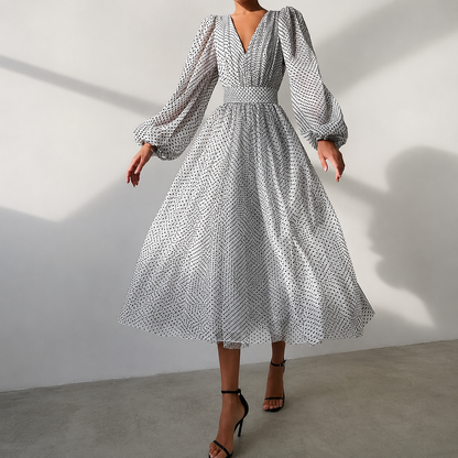 Emina - Schickes Langarm V-Ausschnitt Kleid