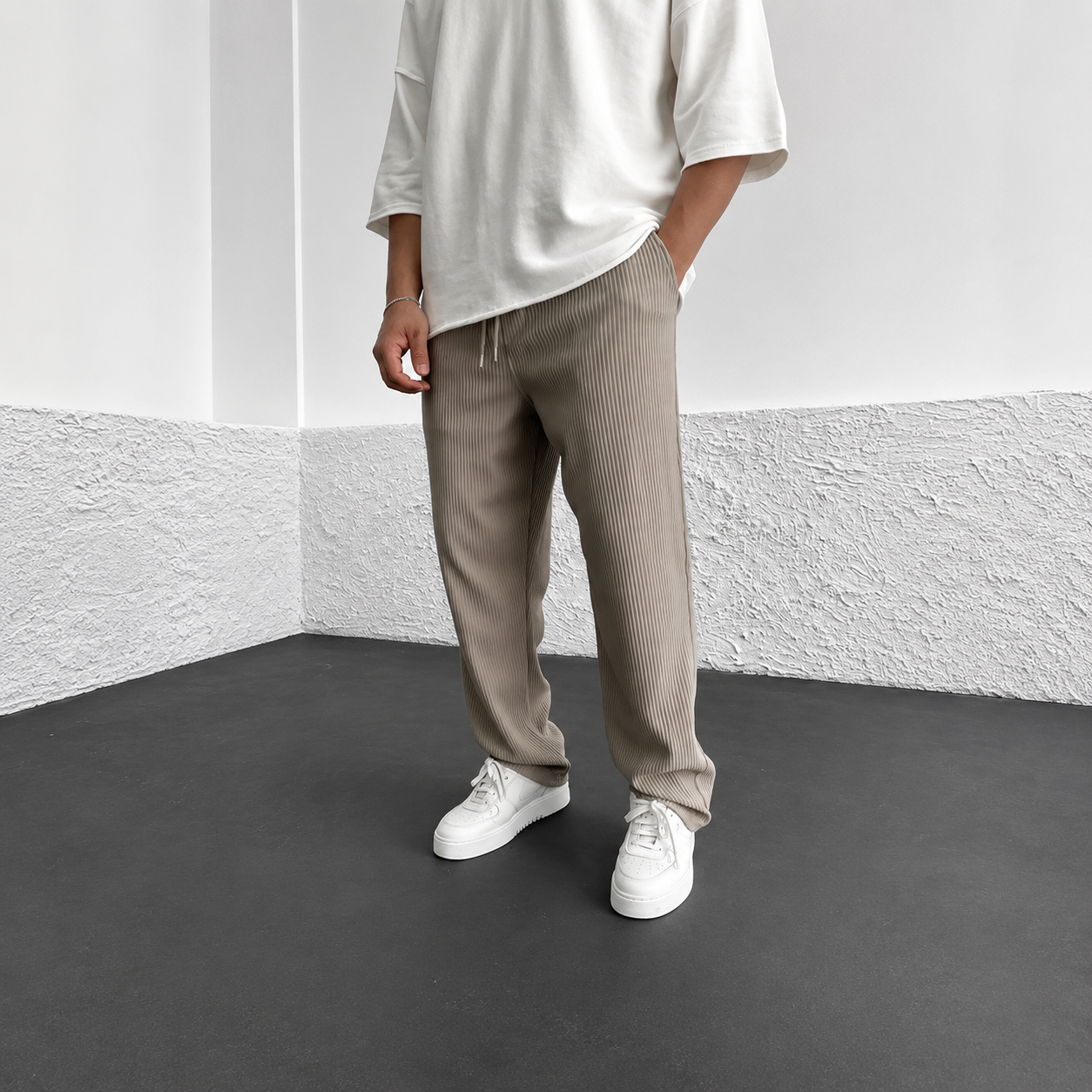Zeke - Lässige Hose mit Kordel