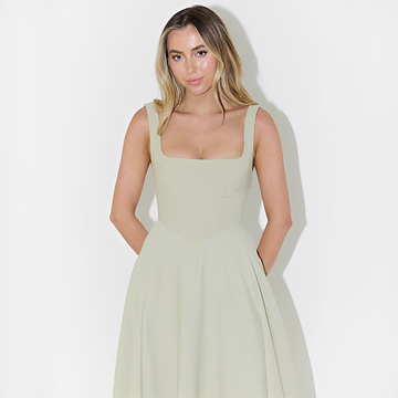 Fioren - Elegantes Midikleid mit eckigem Ausschnitt