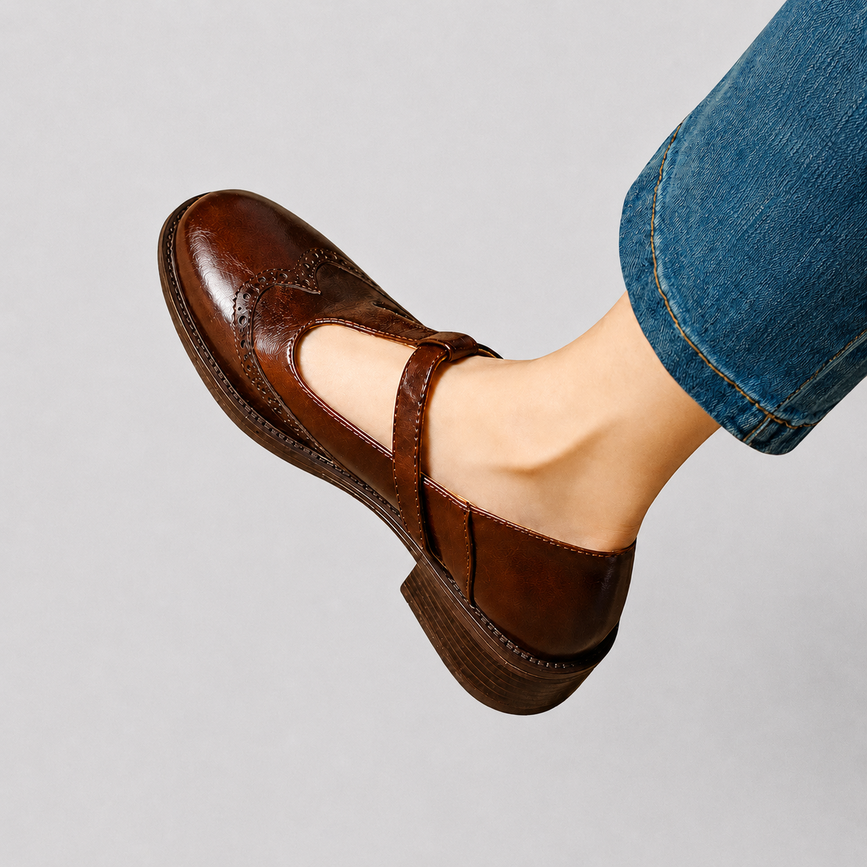 Livian - Retro-Stil Absatzsandalen