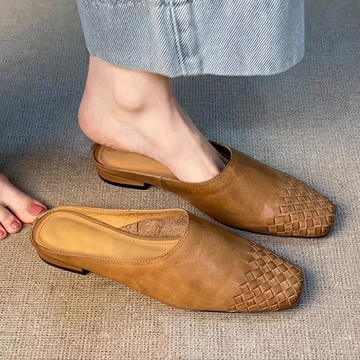 Nora - Elegante Sandalen mit geschlossenem und geflochtenem Design