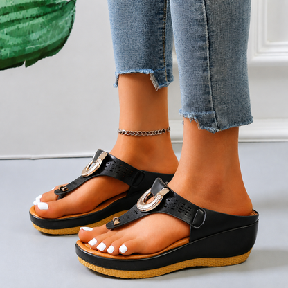 Delonda - Stylische und elegante Sandalen