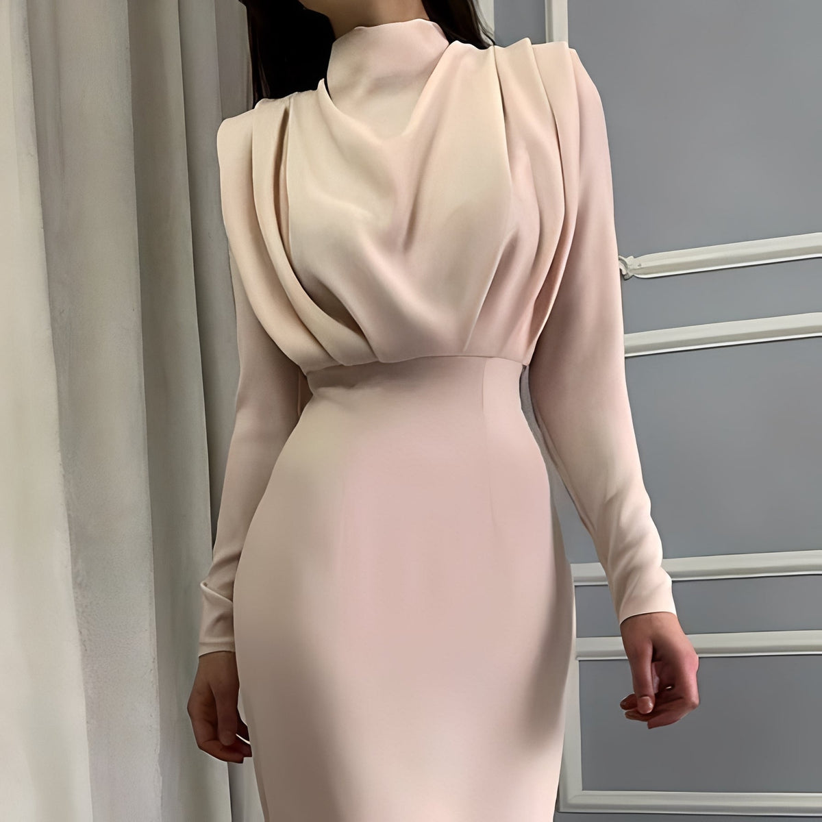 Bonnie - Elegantes, drapiertes Midi-Kleid für Frauen