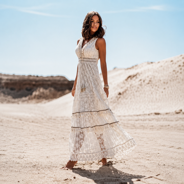 Flossie - Stilvolles Maxikleid mit V-Ausschnitt und hoher Taille