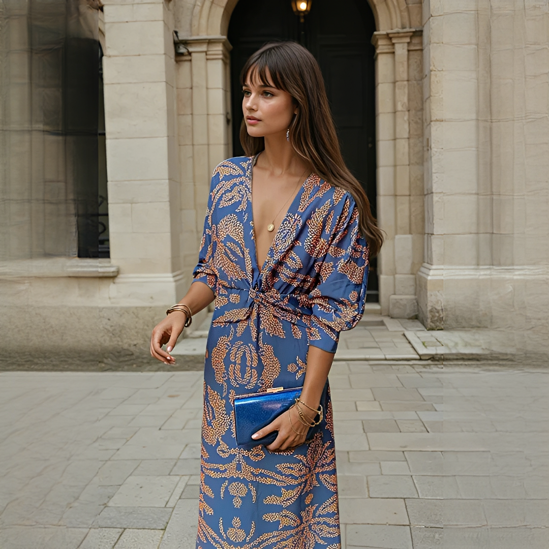 Gwynedd - Schickes Kleid mit V-Ausschnitt