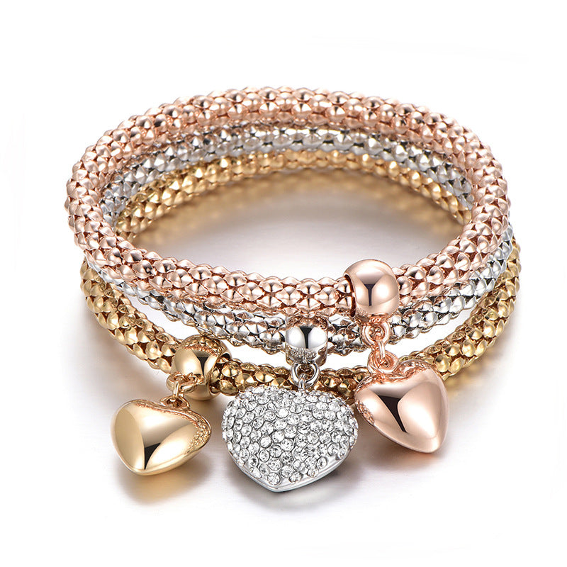 Aria – Metallarmband mit stabilen Herzen