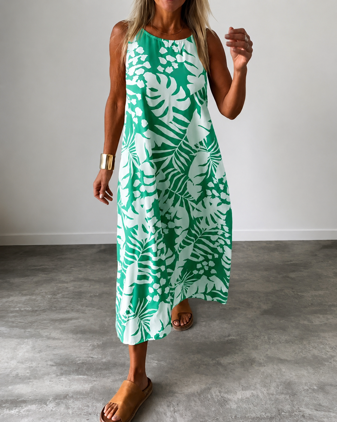 Arianna - Fließendes ärmelloses Kleid mit Muster