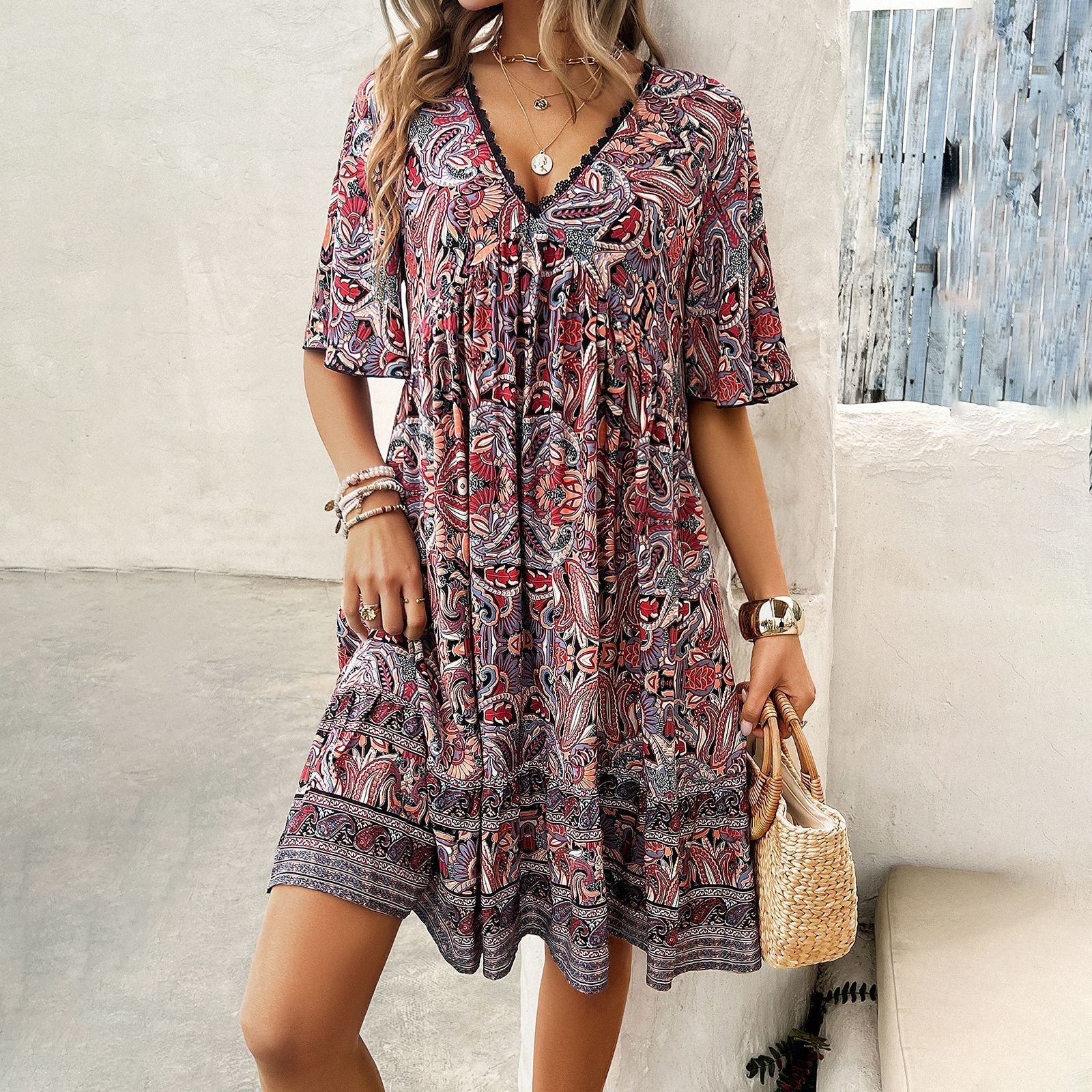 Nicole - Elegantes und fließendes Kleid für Frauen