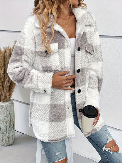 Alice – Kuschelige Karo-Jacke
