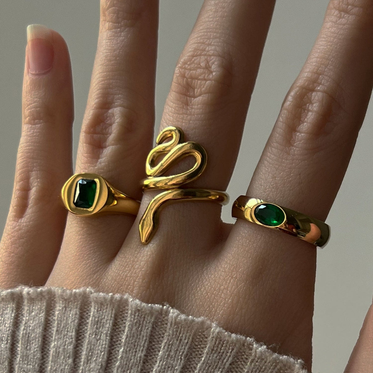 Goldring mit Smaragd