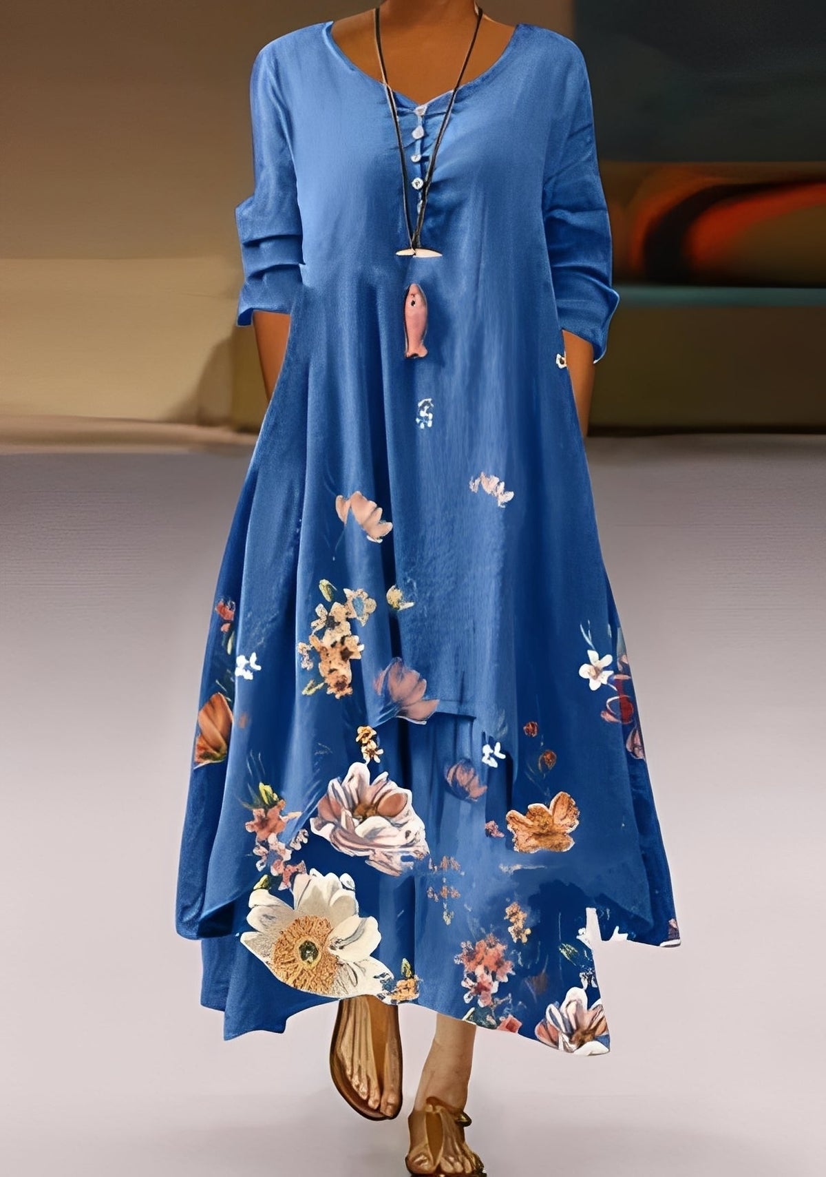 Schön - Elegantes und fließendes Kleid mit Muster für Frauen