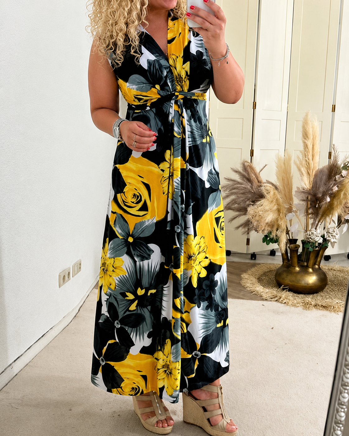 Katrina - Elegantes ärmelloses Kleid mit Blumenmuster