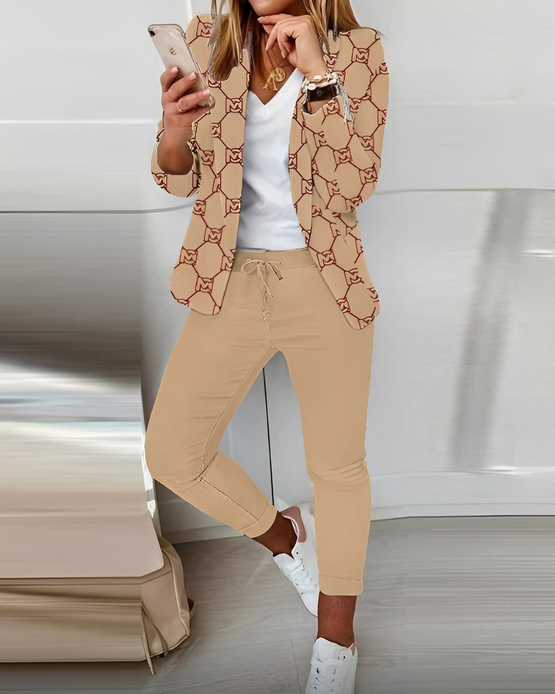 Addie - Elegantes zweiteiliges Set für Frauen