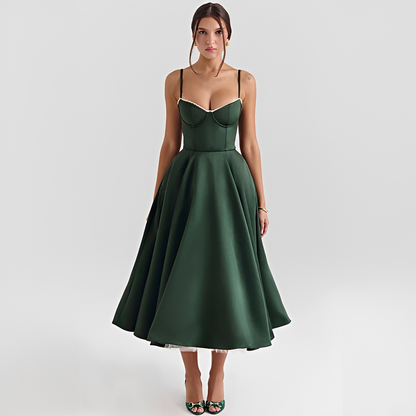 Zendaya - Elegantes Kleid mit zwei Lagen