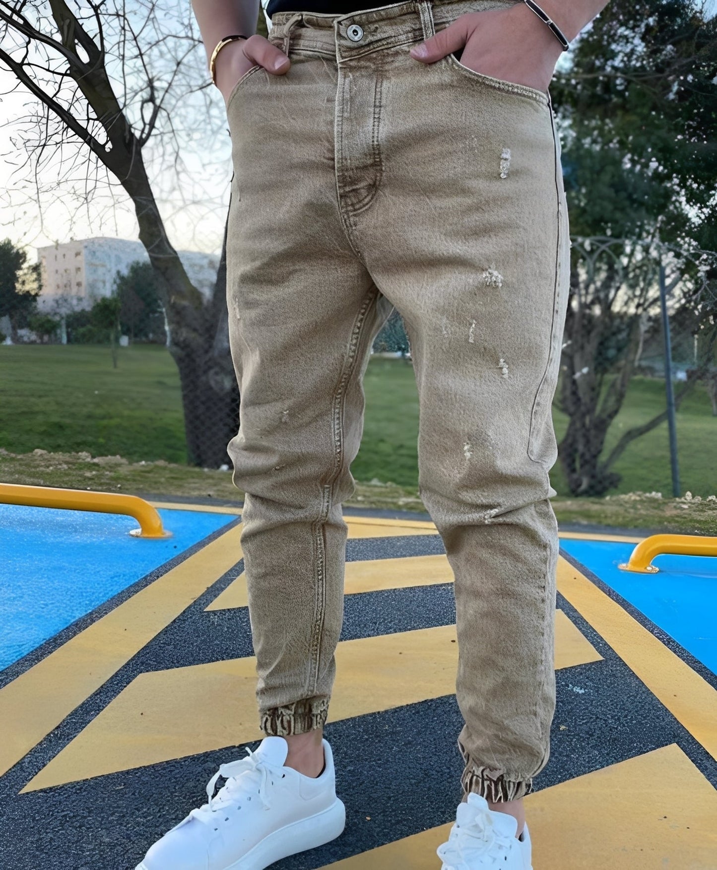 Andre - Schlanke, schicke Jeans mit Rissen für Männer