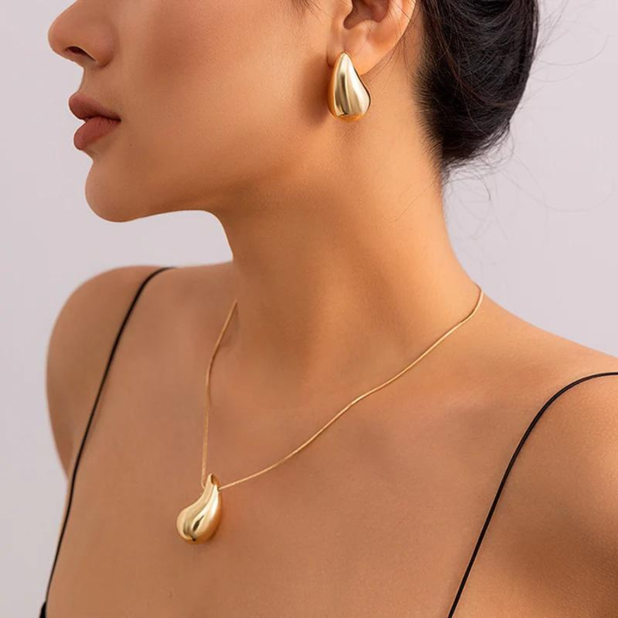 Große Tropfenwasserhalskette - Goldene Kette mit Tropfenanhänger