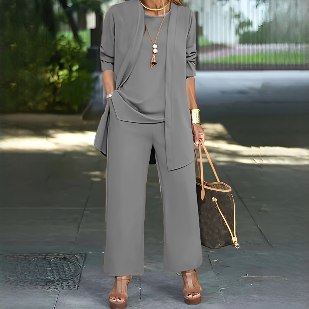 Aurella - Elegantes dreiteiliges Set für Frauen