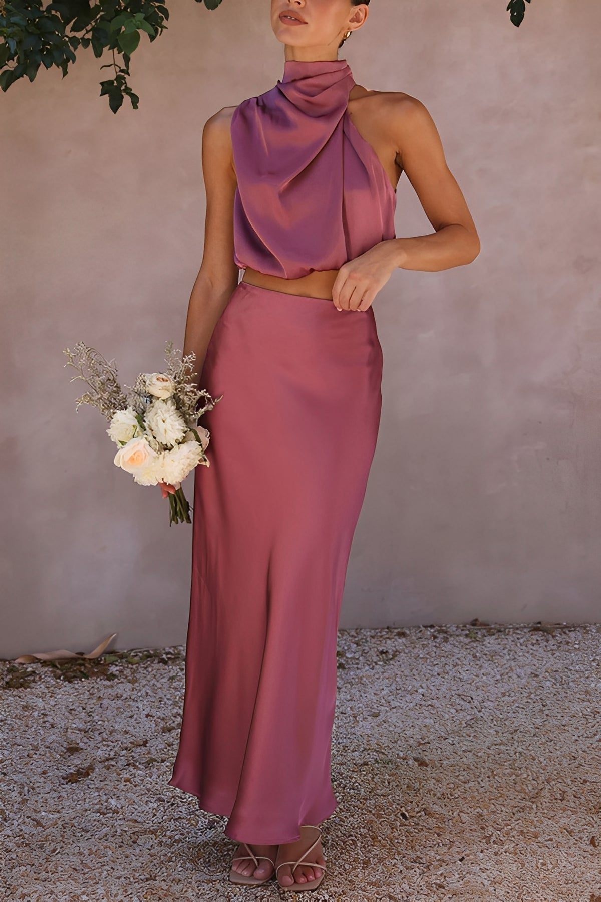 Yasmin - Elegantes zweiteiliges Set mit Halterkragen für Frauen