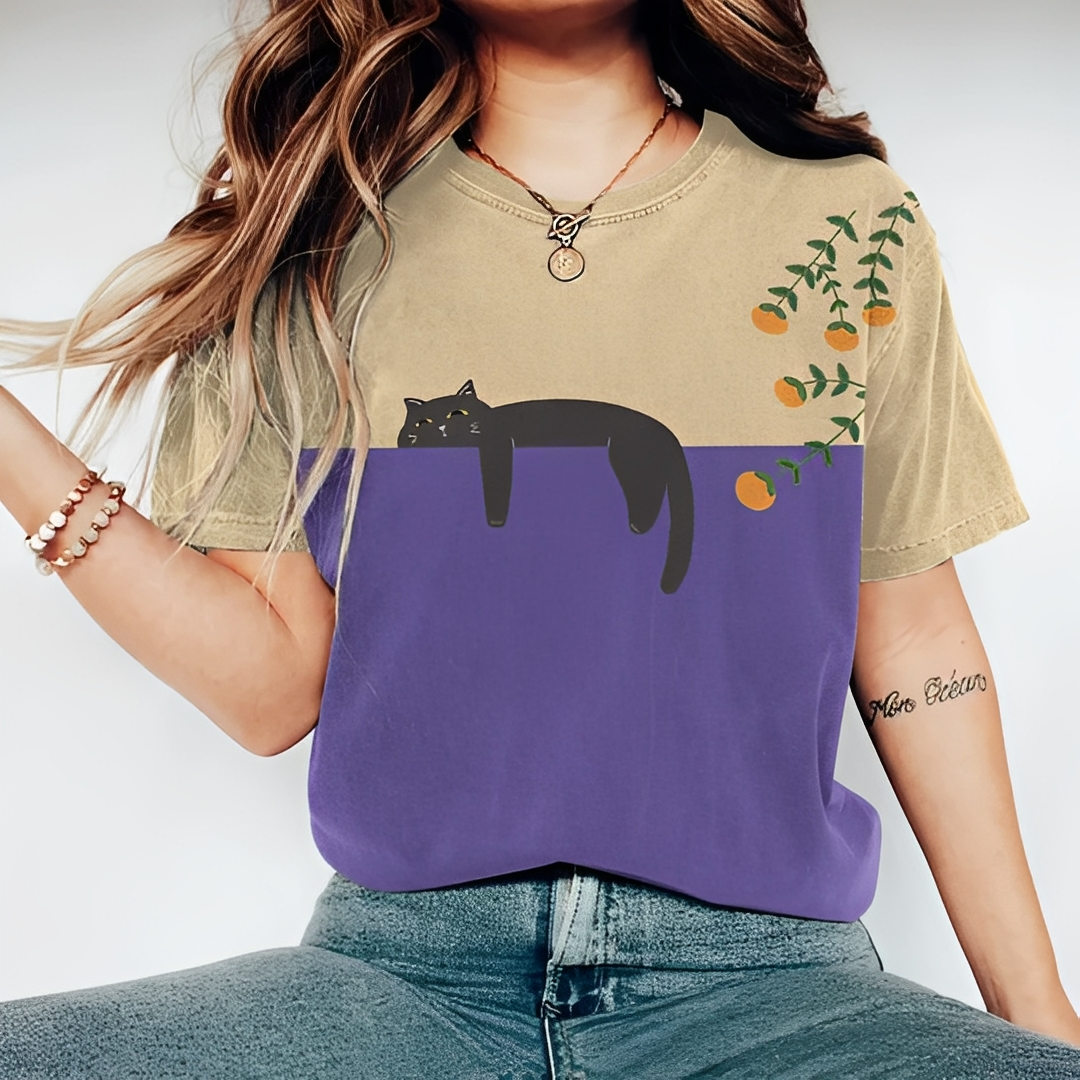 Nadine - Ein elegantes und modisches T-Shirt für Frauen