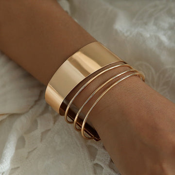 Yuki – Zeitloses Vintage-Armband in Gold
