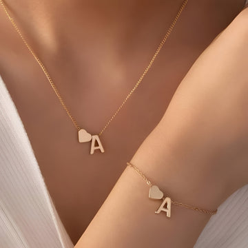 Herzschmuckset mit Buchstaben - Initial Love Schmuckset