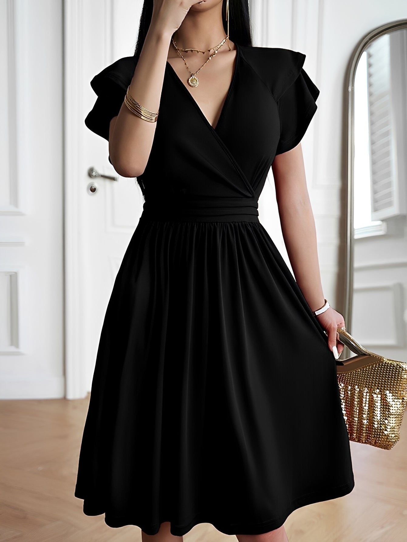 Laura - Stilvolles Kleid mit V-Ausschnitt für Damen
