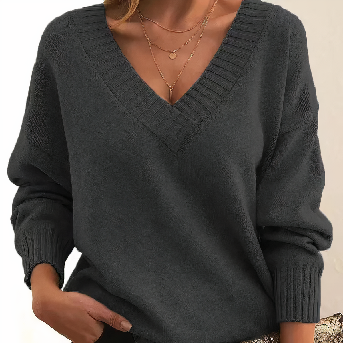 Leocadia - Eleganter V-Ausschnitt-Pullover