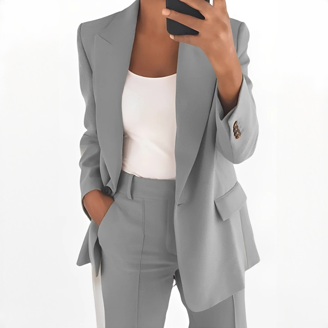 Muriel - Elegantes Ensemble aus Blazer und Hose