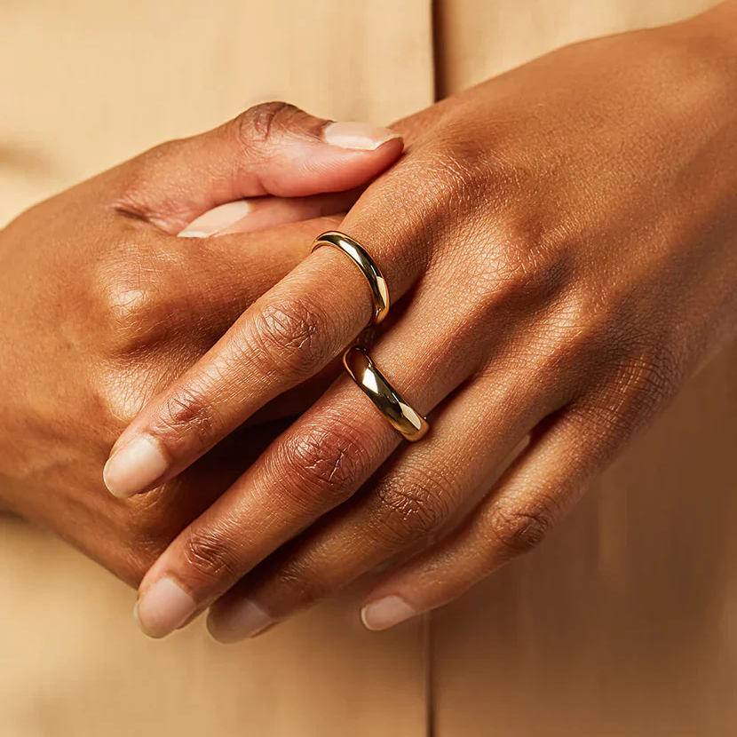 Eloane – Goldener Ring aus Edelstahl