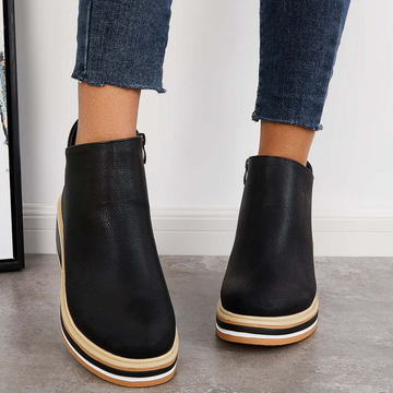 Mari Stella - Freizeitschuhe mit dekorativen Nähten