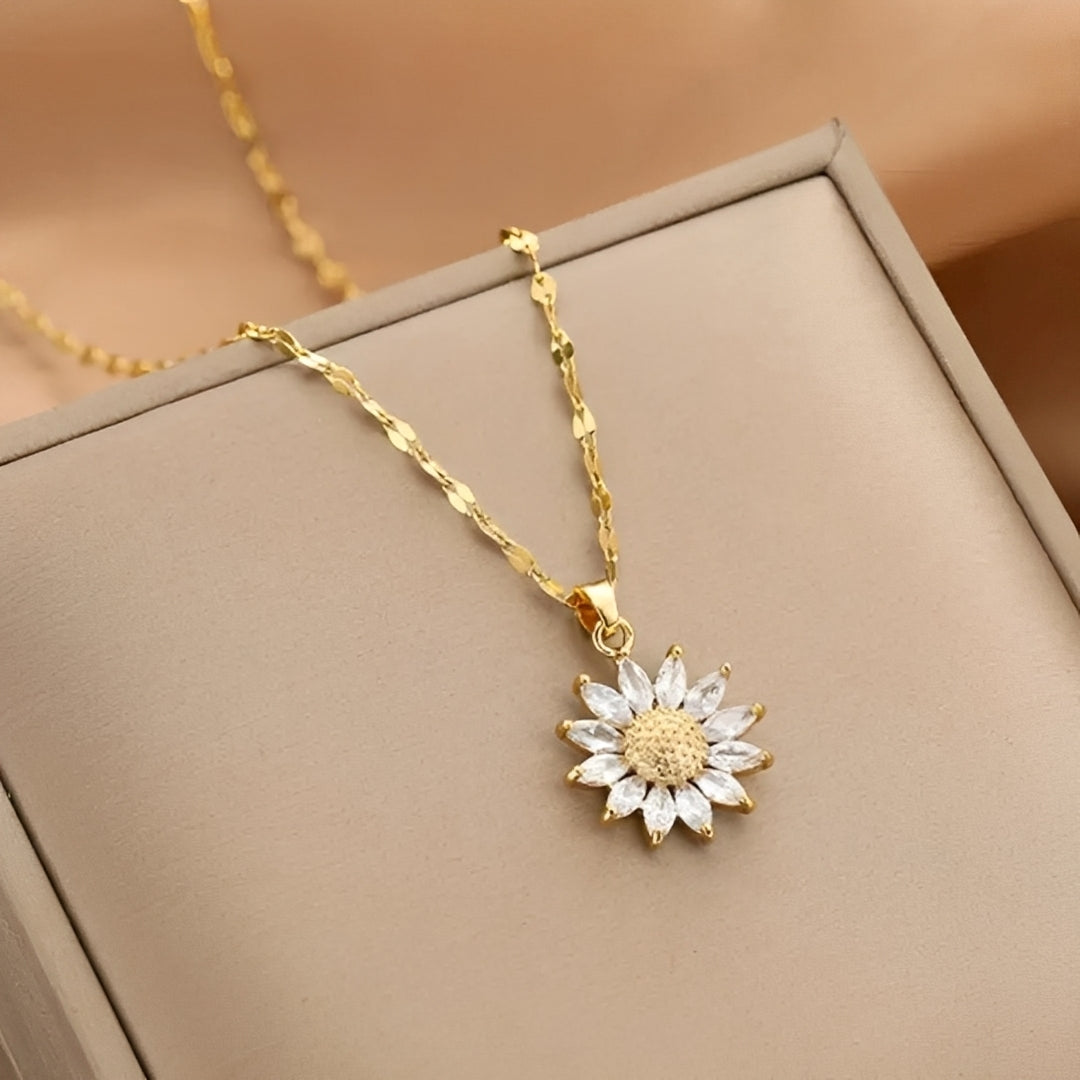 Manon – Glänzende Sonnenblumen-Halskette in Gold