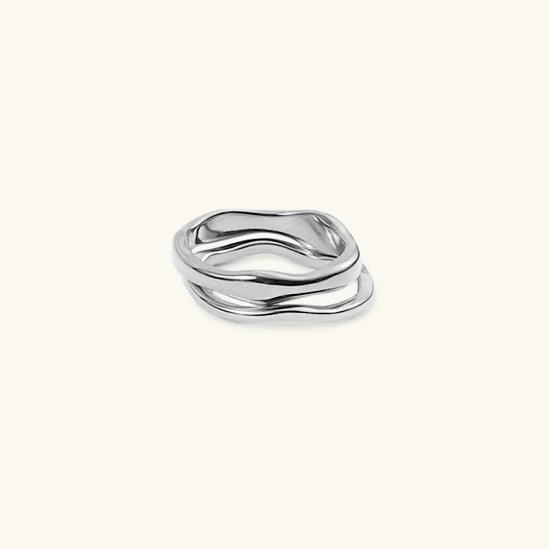 Dianne – Eleganter goldener Ring zum Überlagern