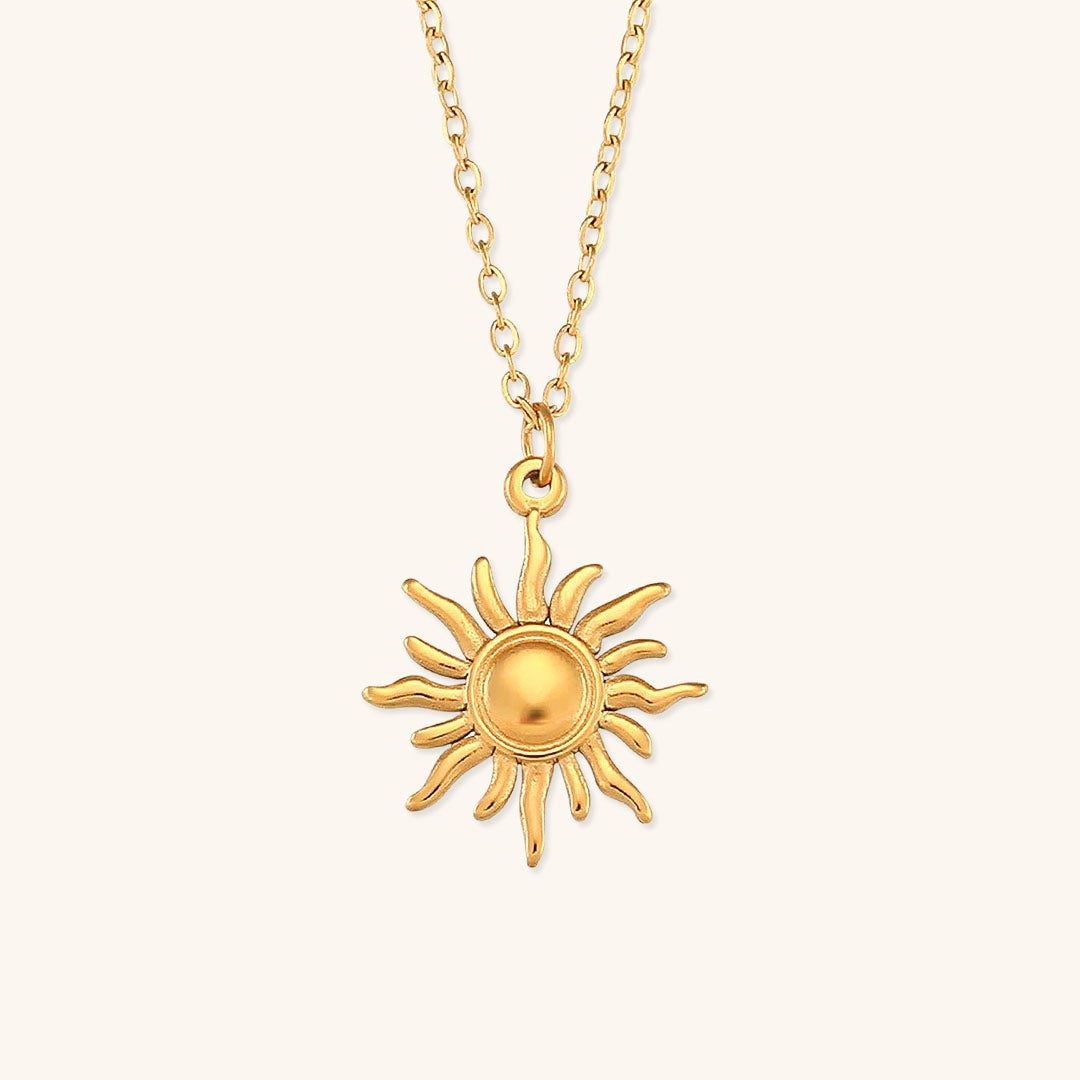 Eliora - Halskette mit goldenem Sonnenmotiv