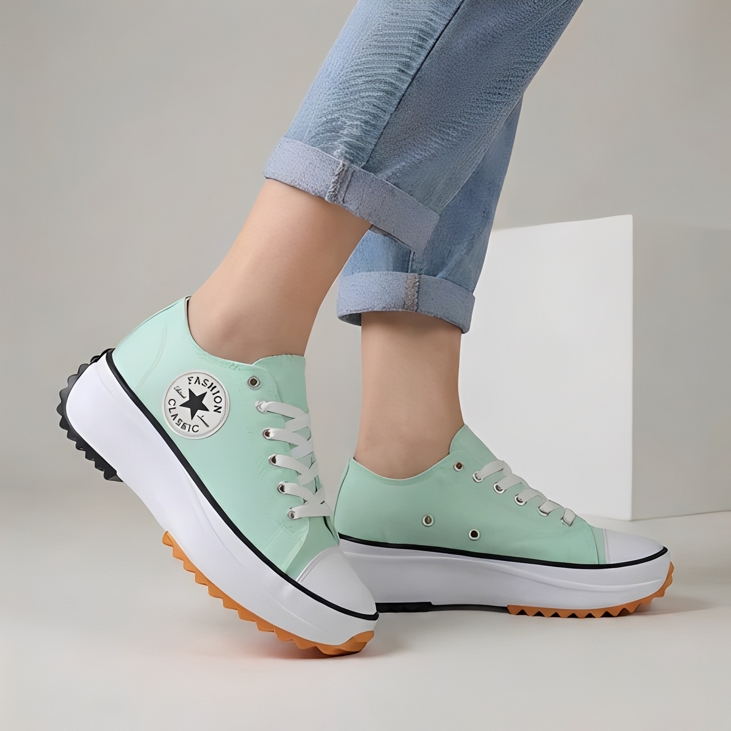Calea - Trendige Sneaker für Frauen