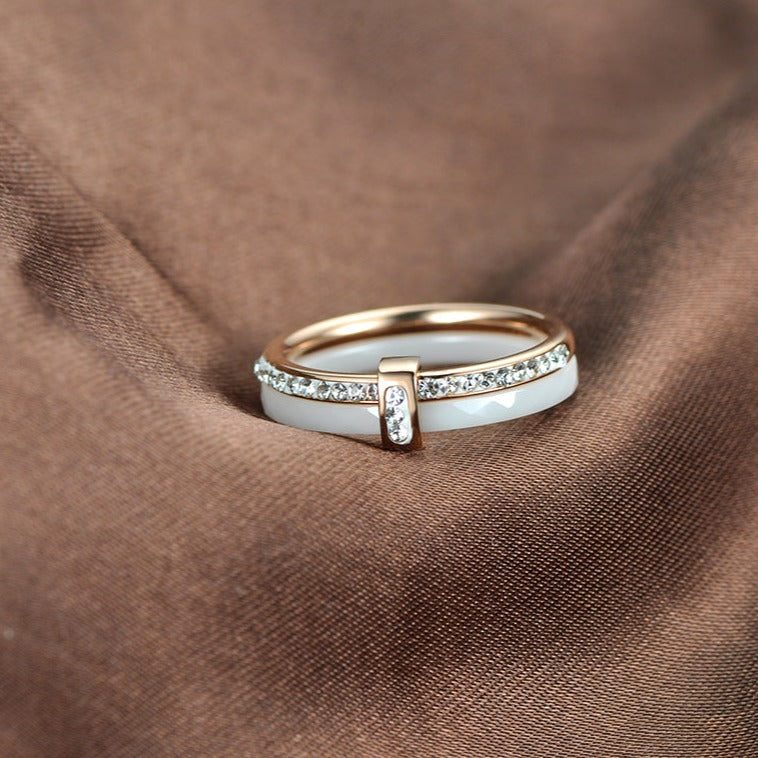Cerelia – Edler Keramikring mit Zirkonia