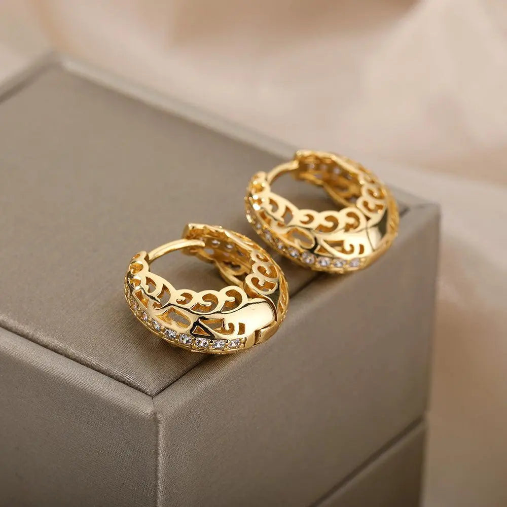 Lara - Stilvolle Mandala Tropfenohrringe in Gold