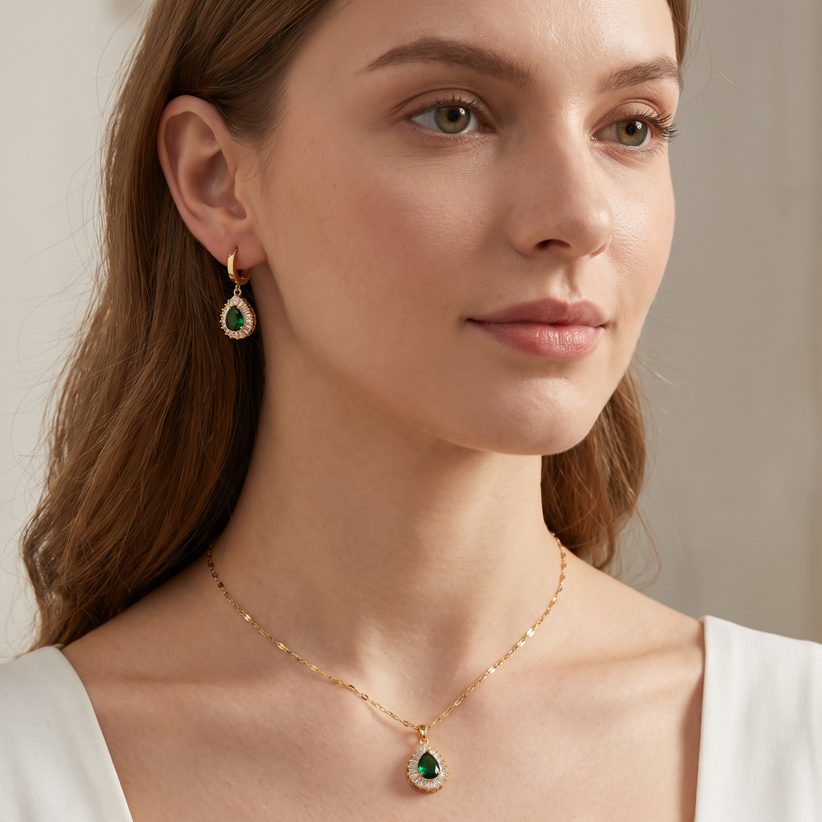 Rheya – Elegantes Set Lysandelle in Gold und Kristall